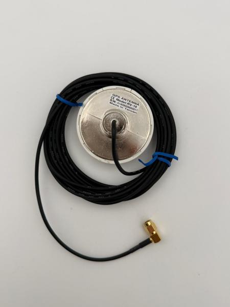 RV19 Active GPS Antenna